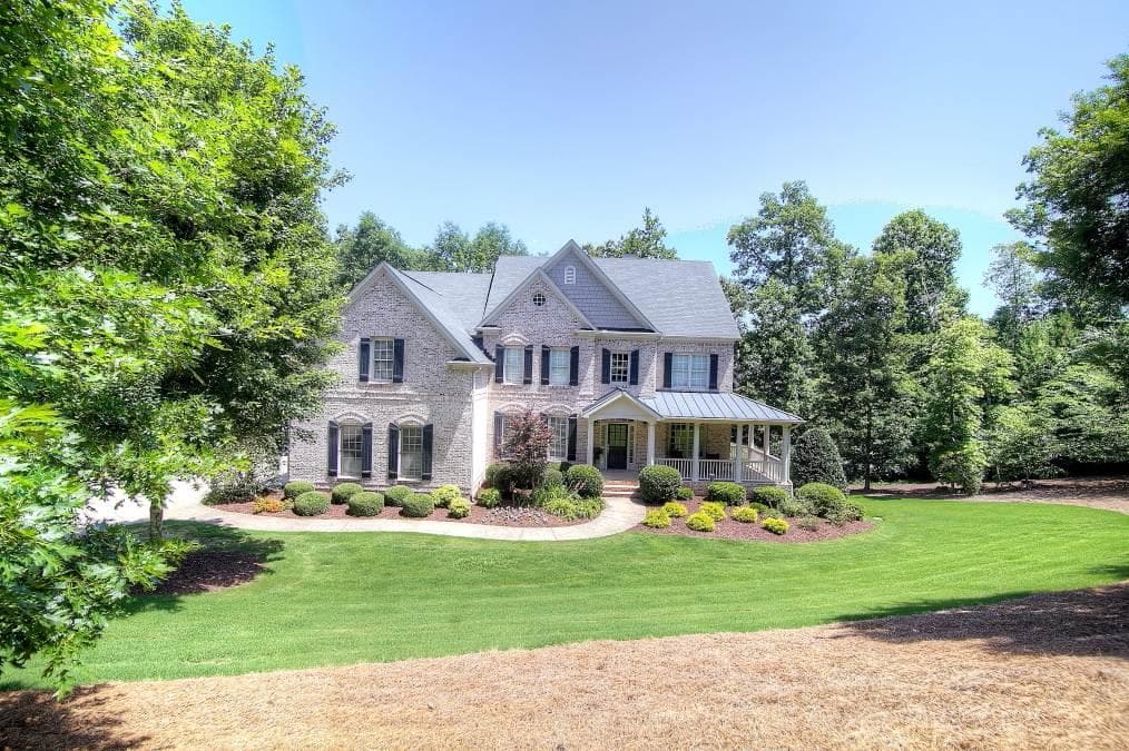 5 bedroom, 3,884 sq ft single family residence sold at 790 Brickwood Lane, Alpharetta, GA 30004