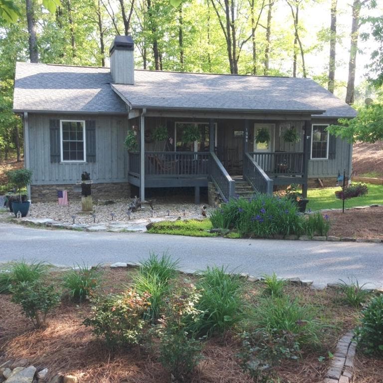 2 bedroom single family residence sold at 1006 DEAN MOUNTAIN Road, Cleveland, GA 30528