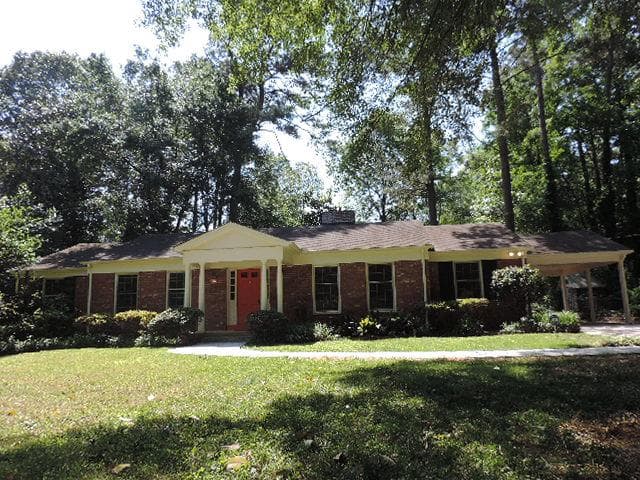 3 bedroom, 1,866 sq ft single family residence sold at 3399 Heartwood Lane, Atlanta, GA 30340