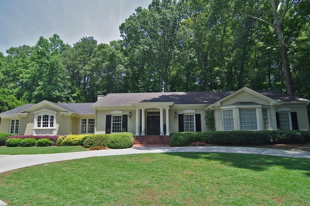 5 bedroom, 5,700 sq ft single family residence sold at 1811 Lenox Road, Atlanta, GA 30306