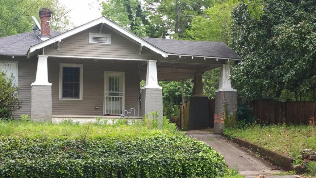 4 bedroom, 1,438 sq ft single family residence sold at 316 Dargan Place, Atlanta, GA 30310