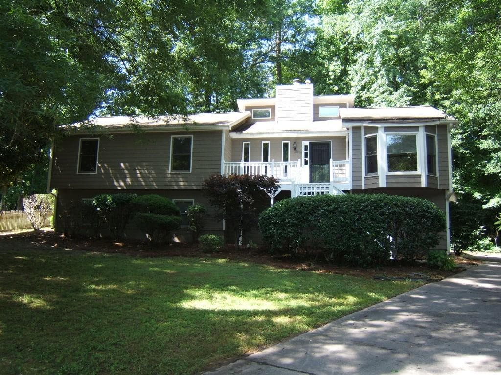 2530 Lorne Court, Marietta, GA 30064 — most recent listing photo