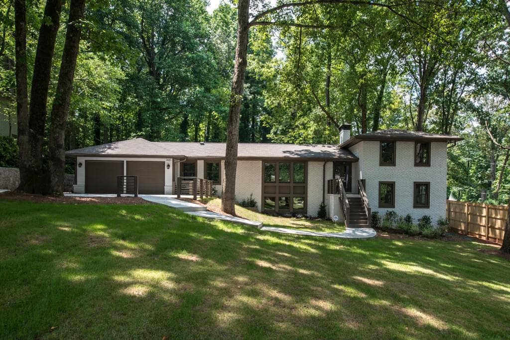 4 bedroom, 2,417 sq ft single family residence sold at 1485 Harts Mill Road, Atlanta, GA 30319
