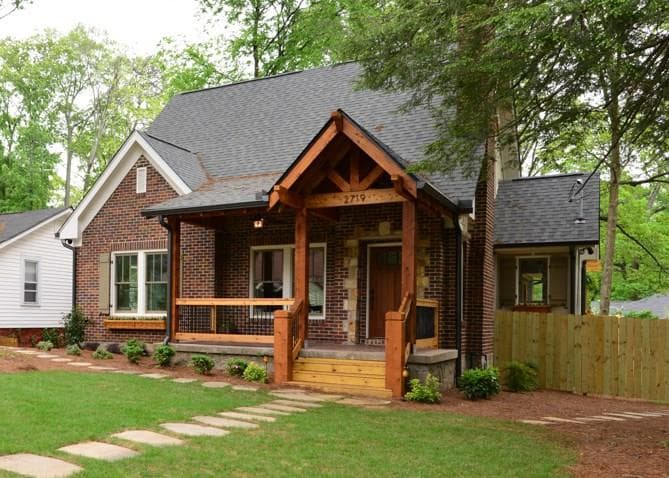 4 bedroom single family residence sold at 2719 Tupelo Street, Atlanta, GA 30317
