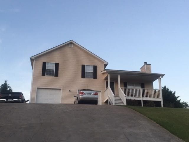 4760 Turning Leaf Drive, Gillsville, GA 30543 — most recent listing photo
