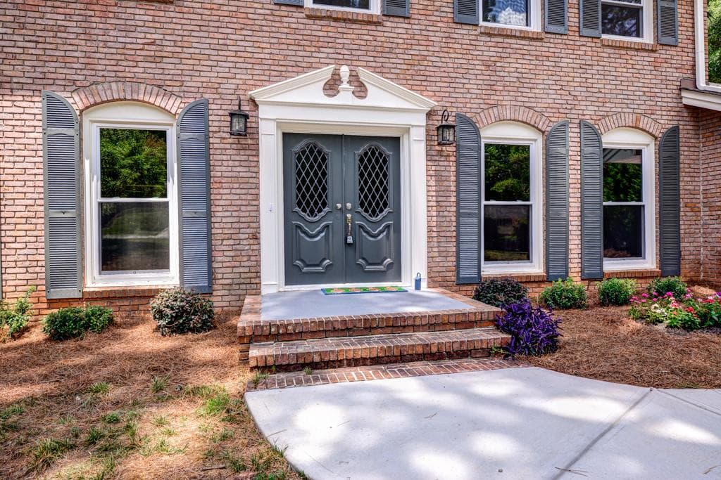 1152 Bordeau Court, Dunwoody, GA 30338 — most recent listing photo