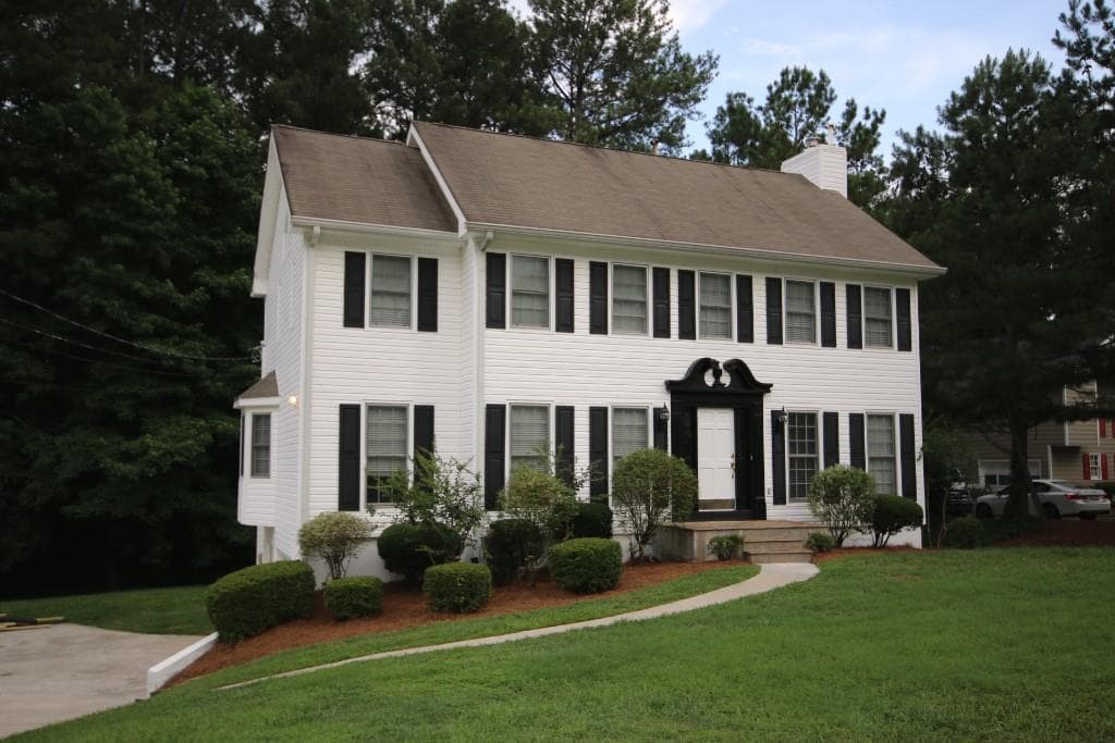 3 bedroom, 2,128 sq ft single family residence sold at 734 Oak Moss Drive, Lawrenceville, GA 30043