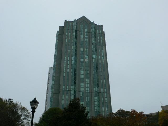 1 bedroom, 806 sq ft condominium sold at 2870 Pharr Court South 1009, Atlanta, GA 30305