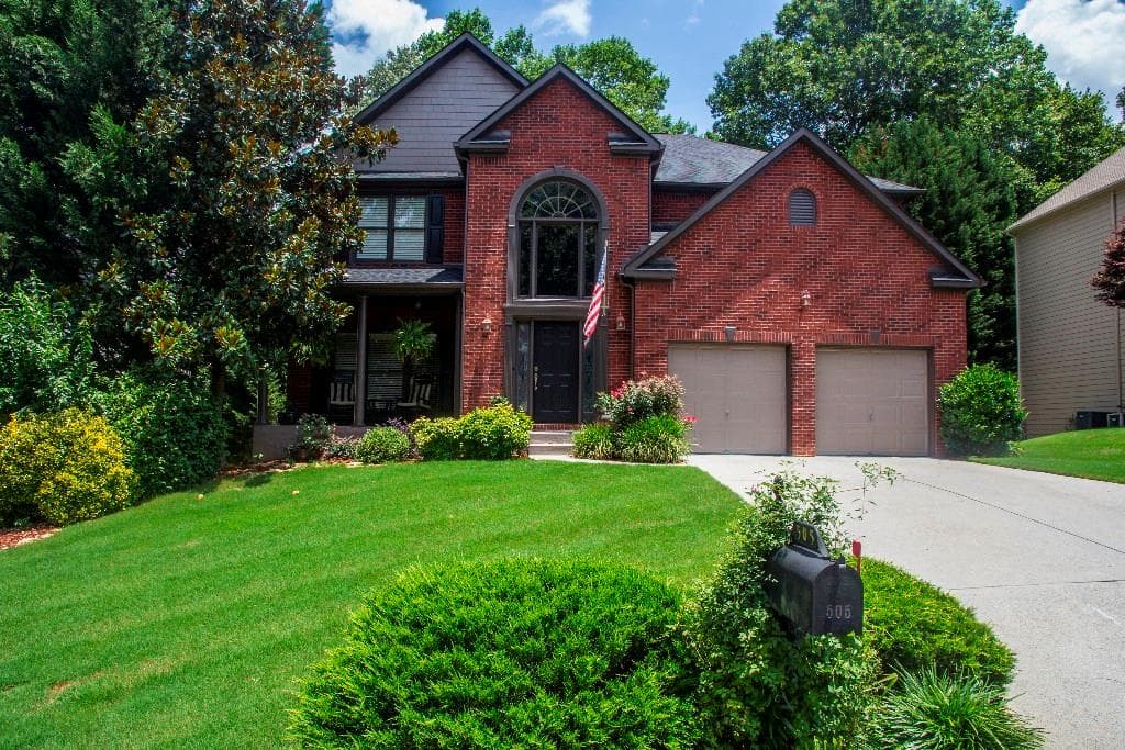 4 bedroom single family residence sold at 505 Morning Creek, Suwanee, GA 30024