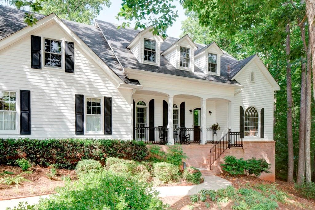 5025 Johns Court, Alpharetta, GA 30004 — most recent listing photo