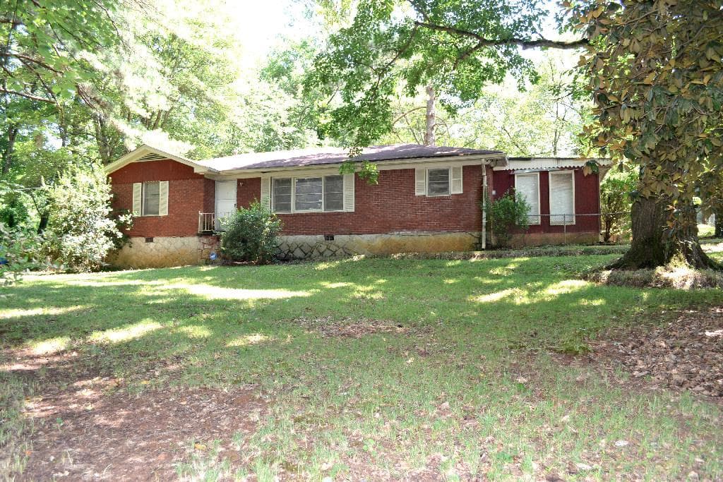 3 bedroom single family residence sold at 2512 SW Campbellton Road, Atlanta, GA 30311