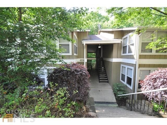 2 bedroom, 1,051 sq ft condominium sold at 5147 Roswell Road 5, Atlanta, GA 30342