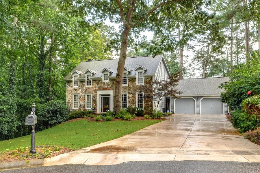 240 Back Tee Court, Roswell, GA 30076 — most recent listing photo
