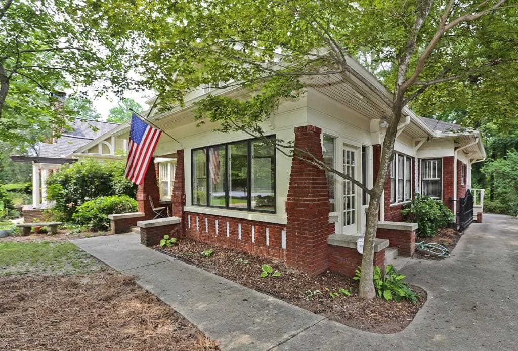 5 bedroom, 2,475 sq ft single family residence sold at 1441 N Morningside Drive, Atlanta, GA 30306