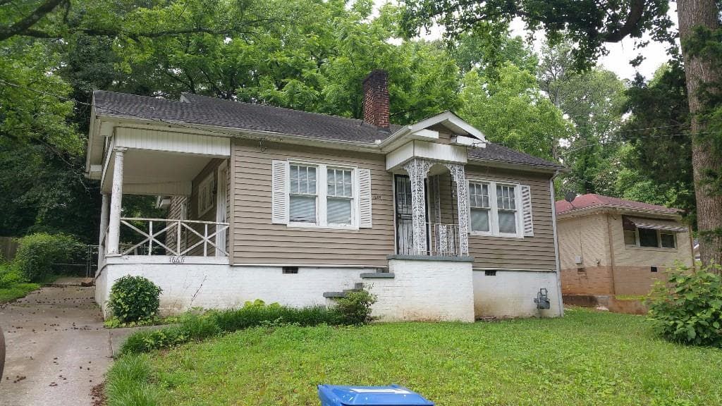 3 bedroom, 1,086 sq ft single family residence sold at 1666 Alvarado Terrace, Atlanta, GA 30310