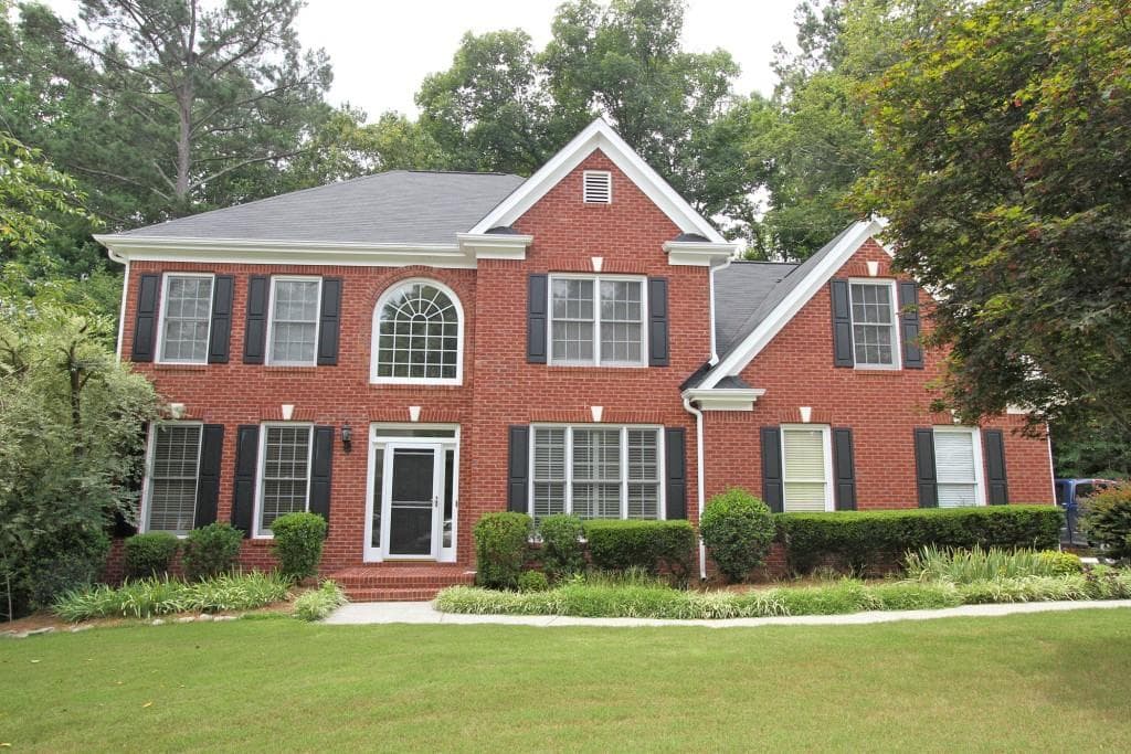 6 bedroom, 3,086 sq ft single family residence sold at 345 Ruby Forest Parkway, Suwanee, GA 30024