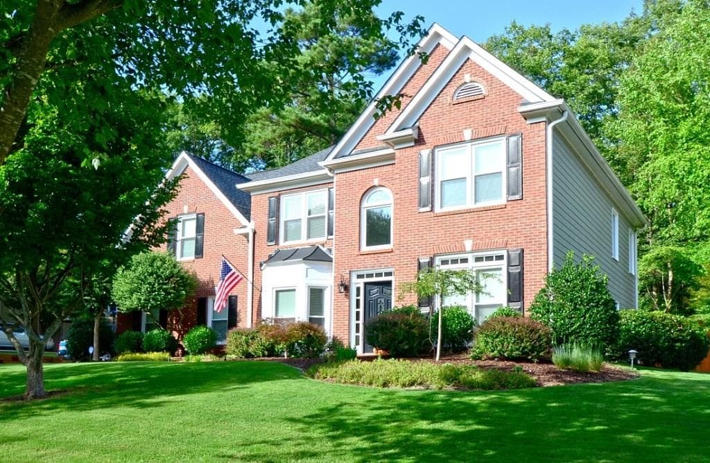 4 bedroom, 2,300 sq ft single family residence sold at 4359 Silver Peak Parkway, Suwanee, GA 30024