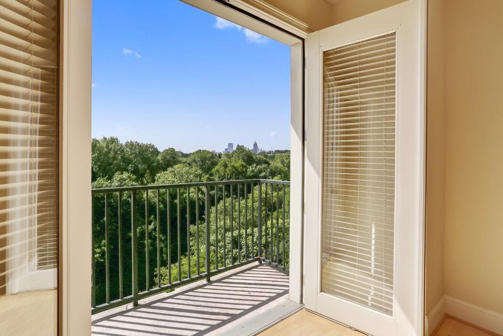 2277 Peachtree Road 505, Atlanta, GA 30309 — most recent listing photo