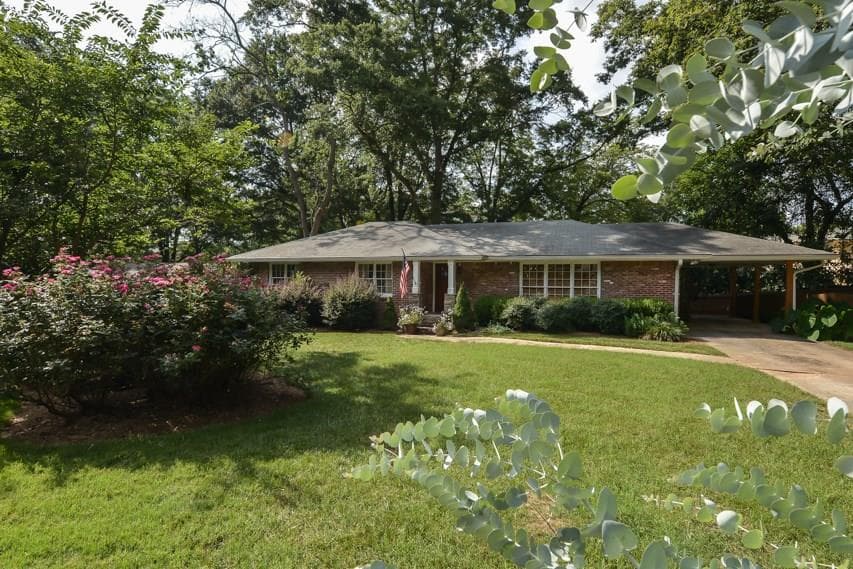 3 bedroom, 1,562 sq ft single family residence sold at 1756 Ridgecrest Court, Atlanta, GA 30307
