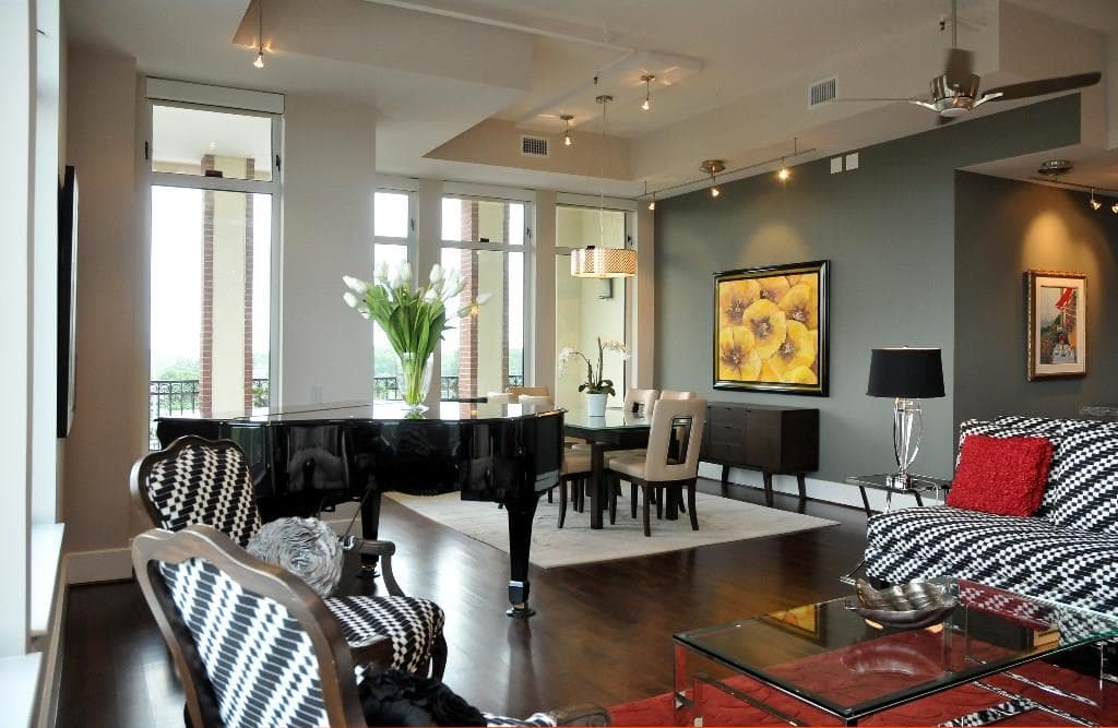 3 bedroom, 2,907 sq ft condominium sold at 3820 Roswell Road 801, Atlanta, GA 30342