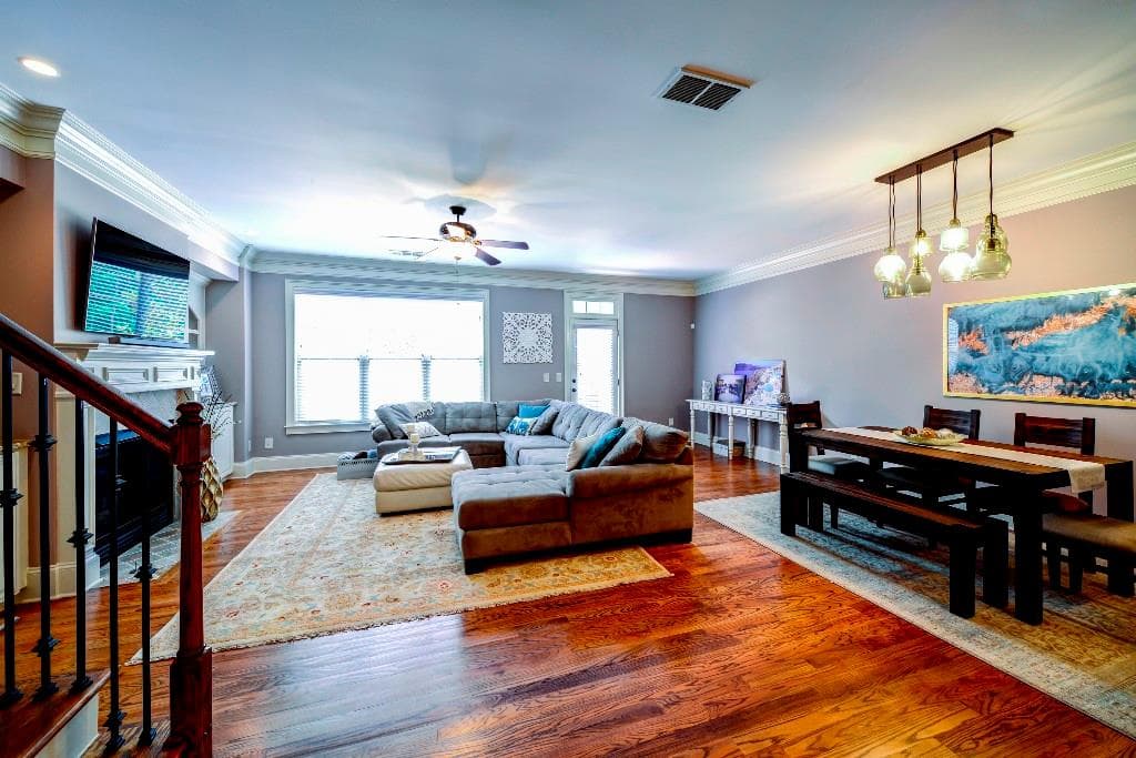 1528 Donaldson Park Drive, Brookhaven, GA 30319 — most recent listing photo