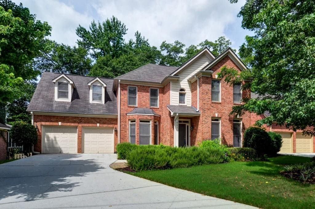 4 bedroom, 2,315 sq ft single family residence sold at 641 Flat Shoals Avenue, Atlanta, GA 30316