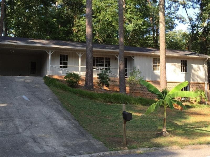 4 bedroom, 1,446 sq ft single family residence sold at 1190 Saratoga Road, Roswell, GA 30075