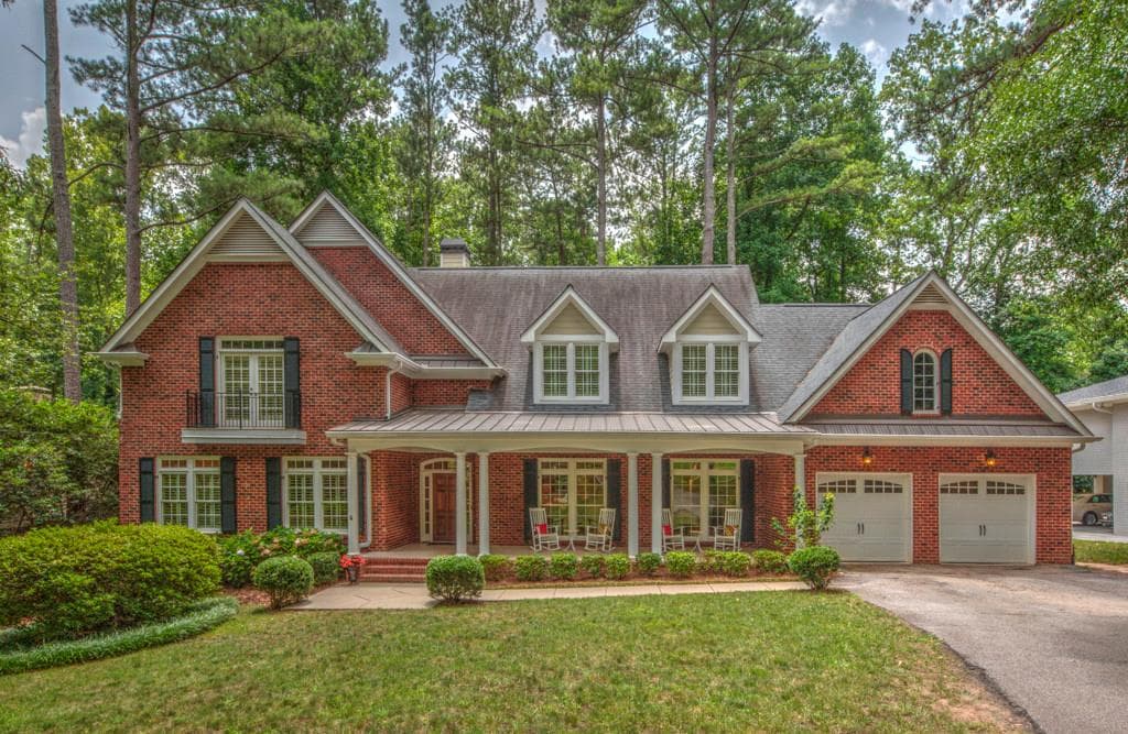 5 bedroom, 5,450 sq ft single family residence sold at 1514 Wesley Parkway, Atlanta, GA 30327