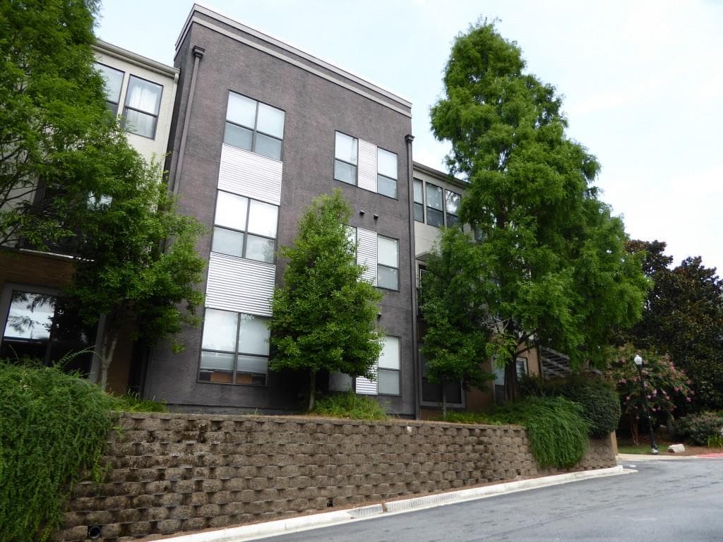 1 bedroom, 650 sq ft condominium sold at 821 Ralph McGill Boulevard 2301, Atlanta, GA 30306