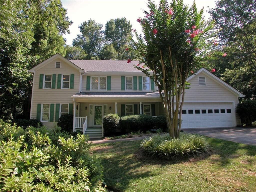 3823 CHEROKEE Ford, Gainesville, GA 30506 — most recent listing photo