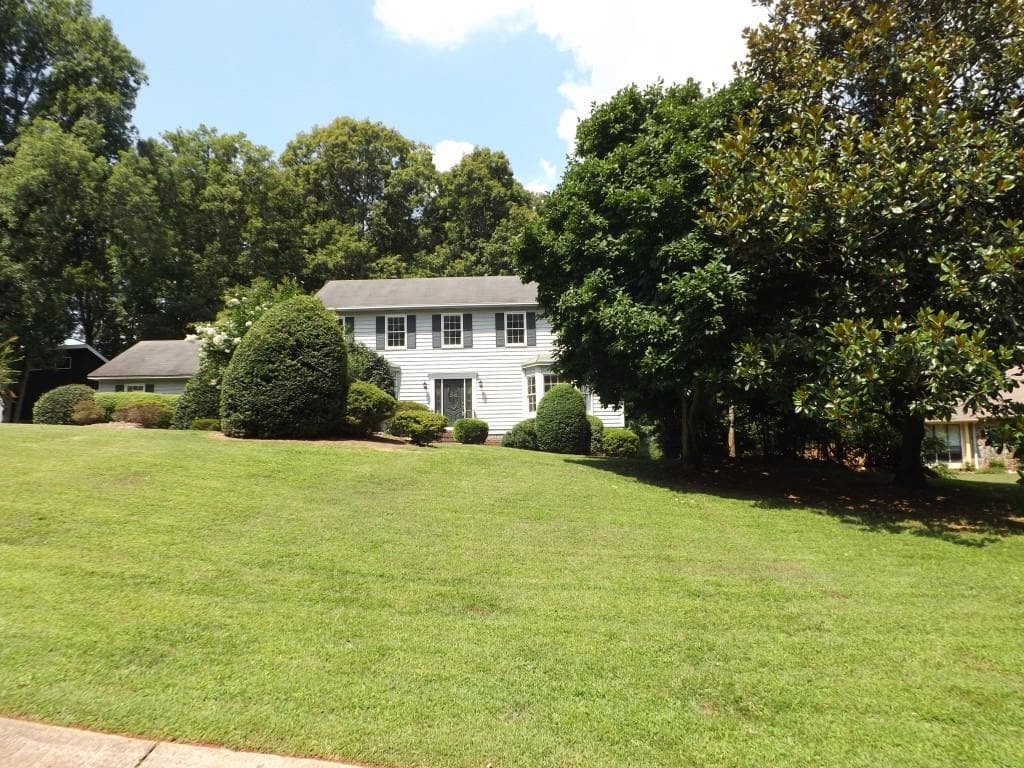 4 bedroom, 2,336 sq ft single family residence sold at 1153 Colony Drive, Marietta, GA 30062