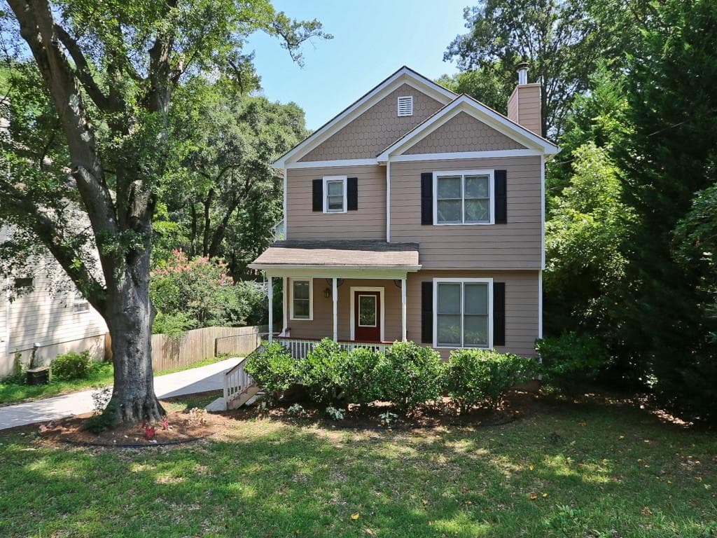 3 bedroom, 1,640 sq ft single family residence sold at 2251 Spink Street, Atlanta, GA 30318