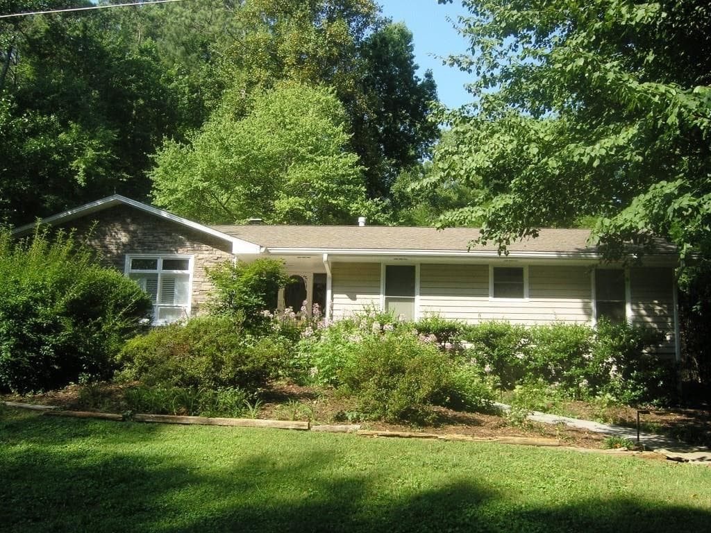 745 E Hembree Crossing, Roswell, GA 30076 — most recent listing photo