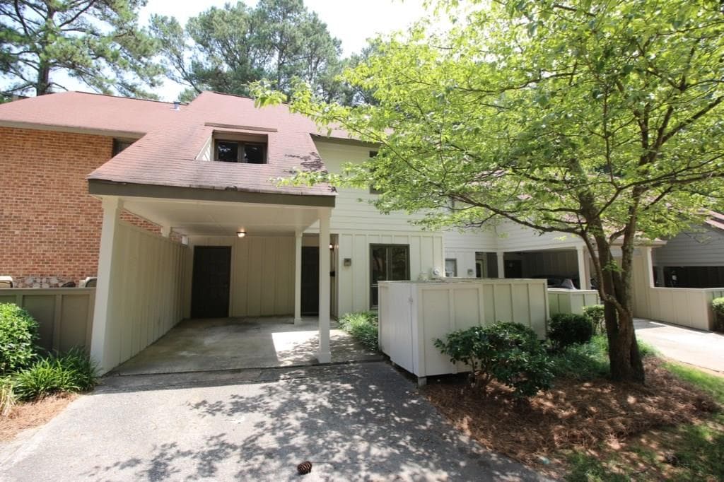 2572 Cedar Canyon Drive, Marietta, GA 30067 — most recent listing photo