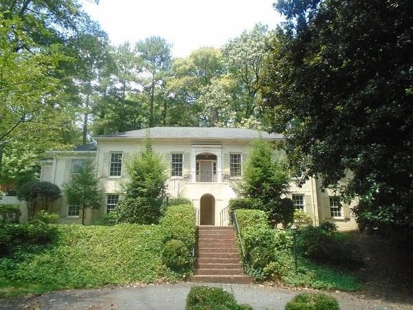 3 bedroom, 2,507 sq ft single family residence sold at 3260 Rilman Road, Atlanta, GA 30327