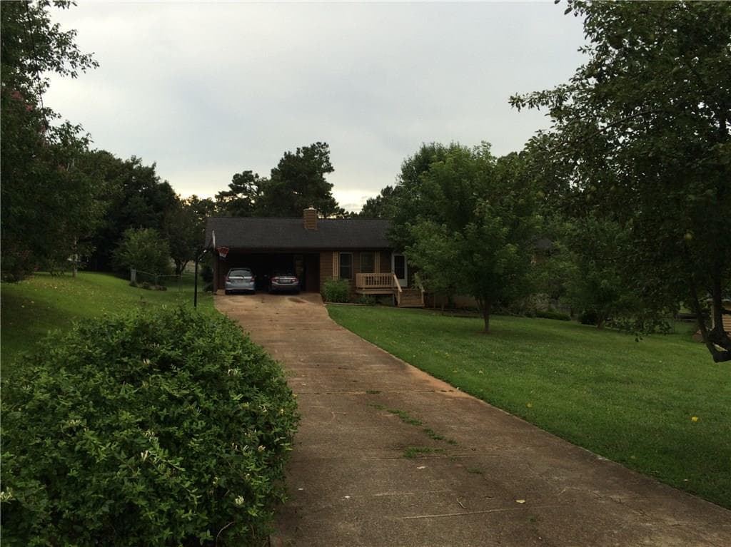 3 bedroom single family residence sold at 4924 TRACEY Lane, Oakwood, GA 30566