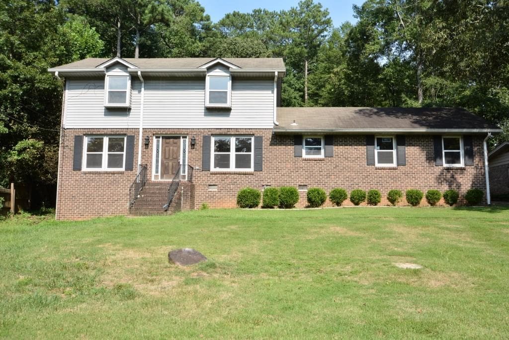 3160 E Chapel Circle, Decatur, GA 30034 — most recent listing photo