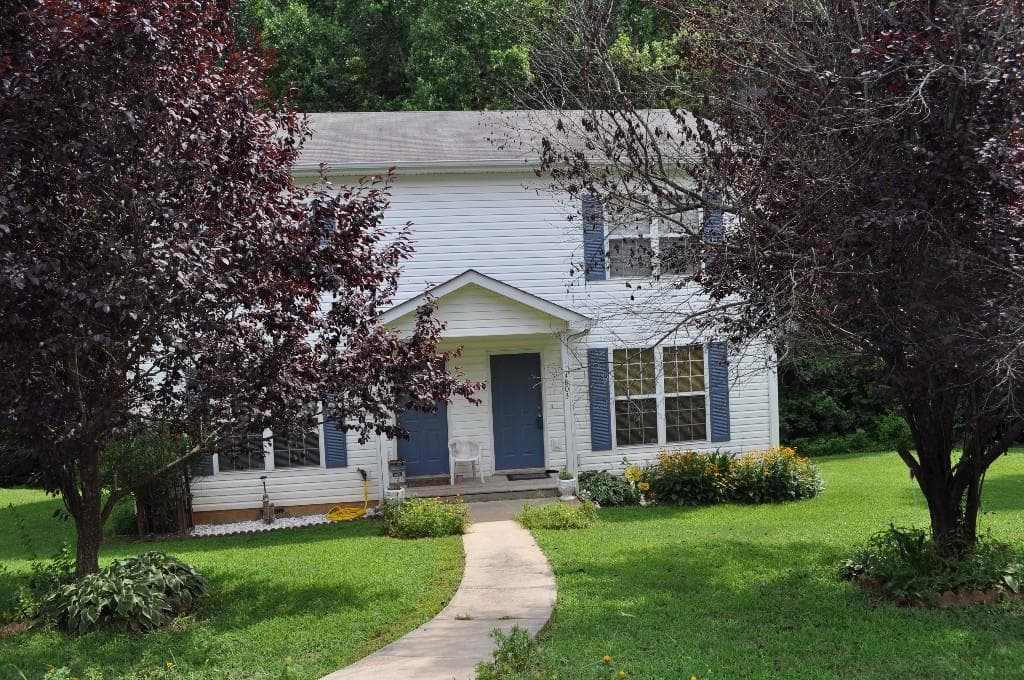 duplex sold at 4803 Victoria Court, Flowery Branch, GA 30542