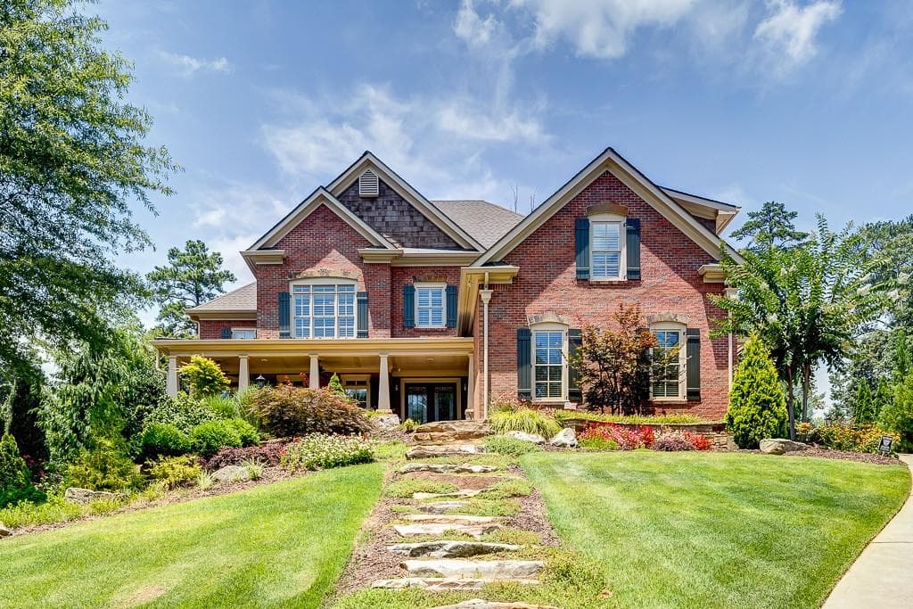 1360 Manget Way, Dunwoody, GA 30338 — most recent listing photo