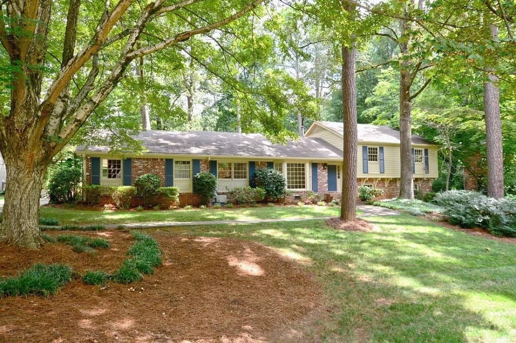 5 bedroom, 3,226 sq ft single family residence sold at 1638 Rainier Falls Drive, Atlanta, GA 30329