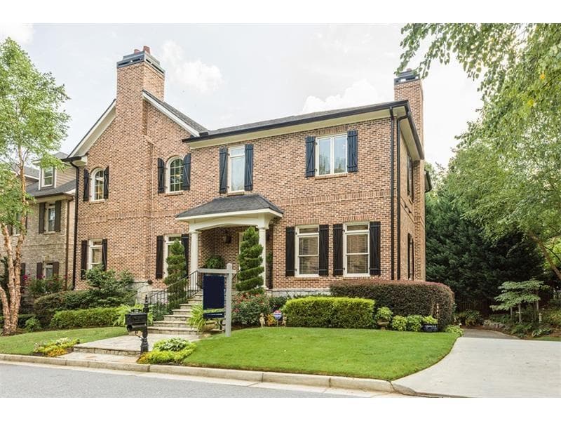 4 bedroom, 4,456 sq ft single family residence sold at 1229 Brookhaven Hideaway Court, Brookhaven, GA 30319