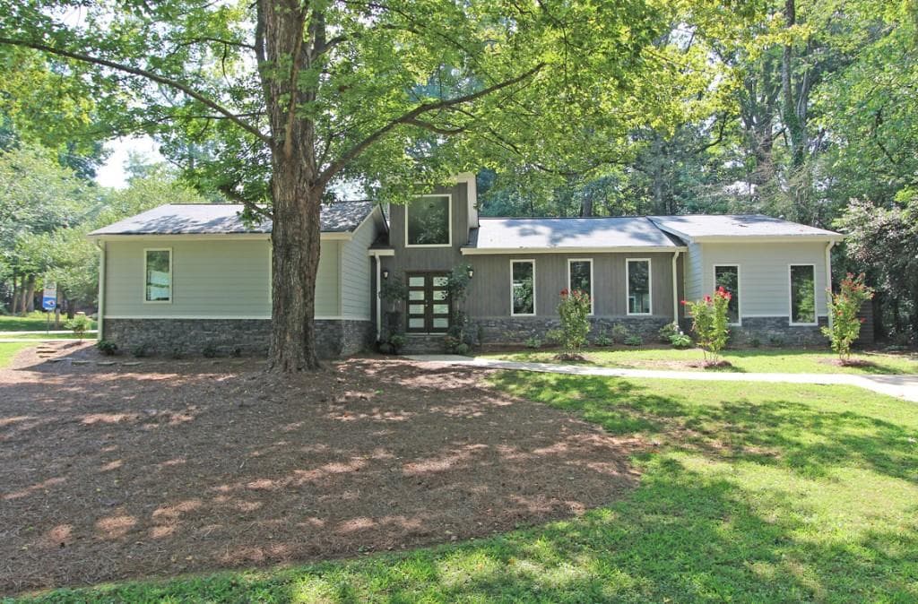 5 bedroom, 4,294 sq ft single family residence sold at 6445 Long Island Drive, Atlanta, GA 30328