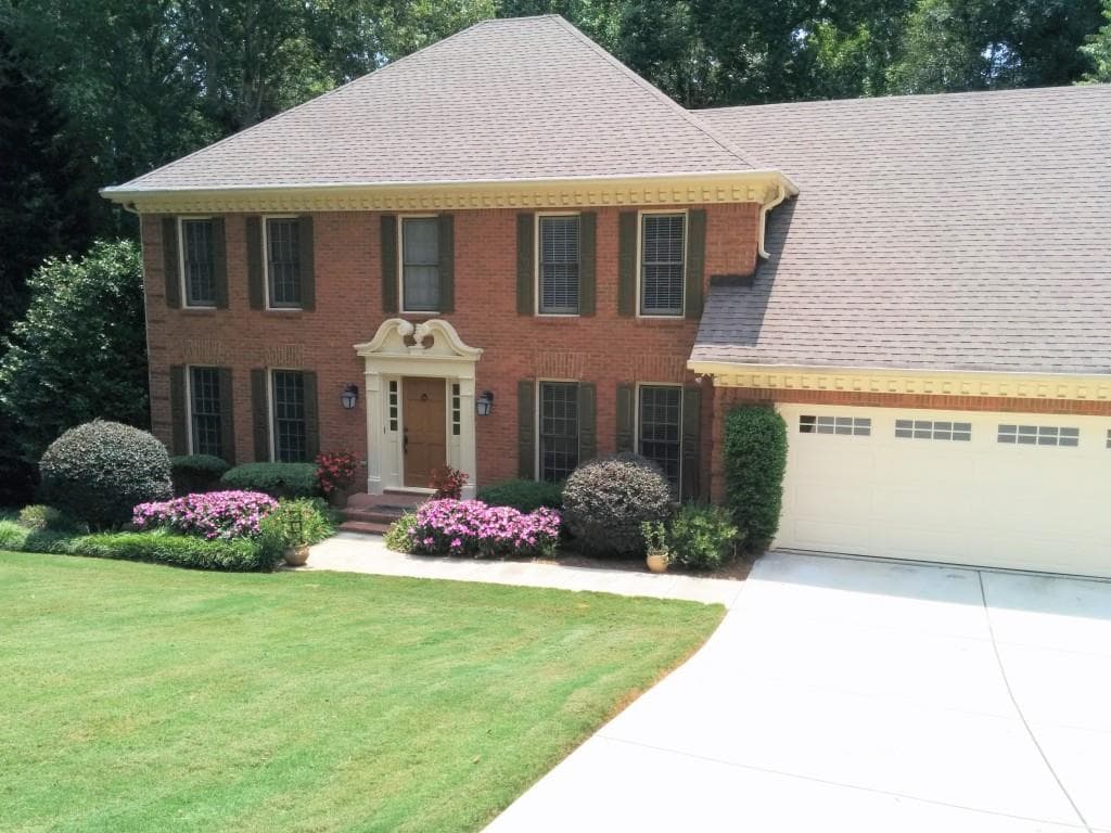5 bedroom, 4,720 sq ft single family residence sold at 3888 Lee Ridge Way, Lilburn, GA 30047