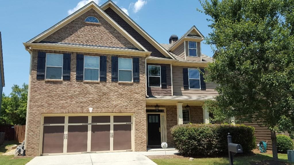 4 bedroom, 2,584 sq ft single family residence sold at 2112 Old Georgian Terrace, Atlanta, GA 30318