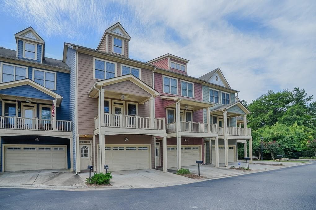 4 bedroom townhouse sold at 1079 Marietta Boulevard 24, Atlanta, GA 30318