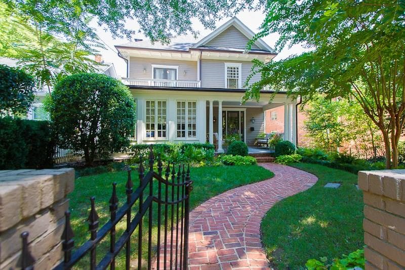 6 bedroom, 3,770 sq ft single family residence sold at 276 9th Street, Atlanta, GA 30309