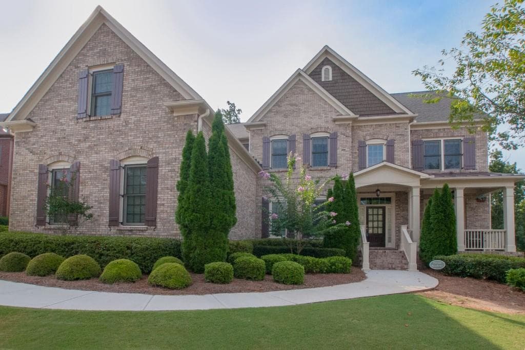 7 bedroom, 6,052 sq ft single family residence sold at 3065 Salisbury Lane, Cumming, GA 30041