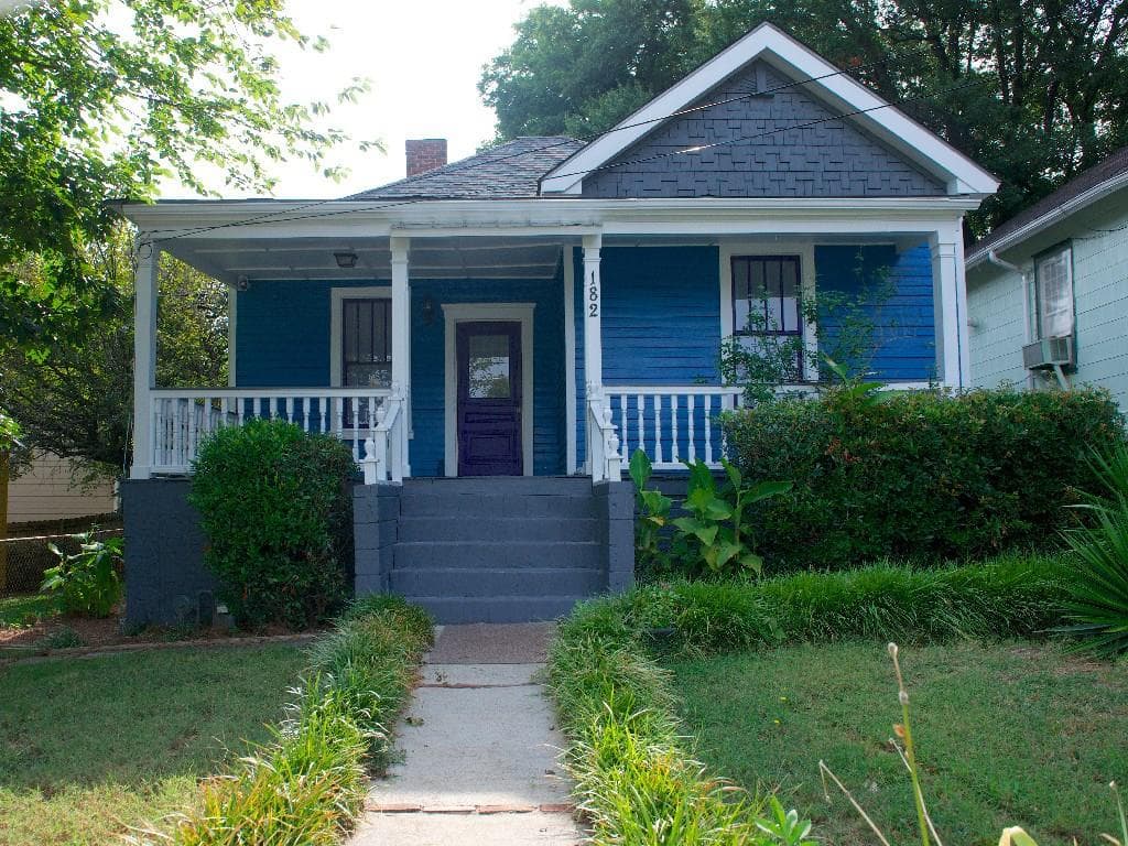 2 bedroom, 1,019 sq ft single family residence sold at 182 Holtzclaw Street, Atlanta, GA 30316