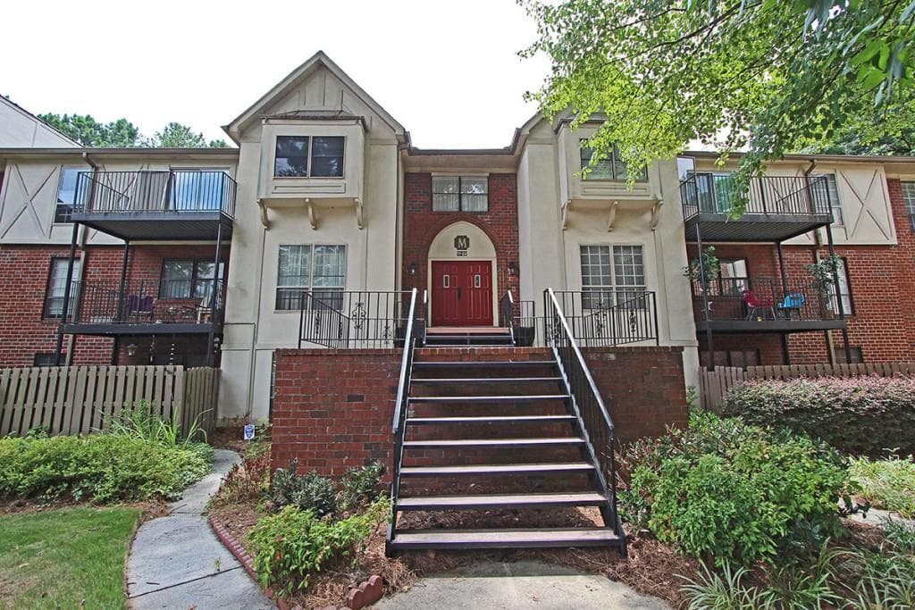3 bedroom, 1,469 sq ft condominium sold at 6851 ROSWELL Road M22, Atlanta, GA 30328