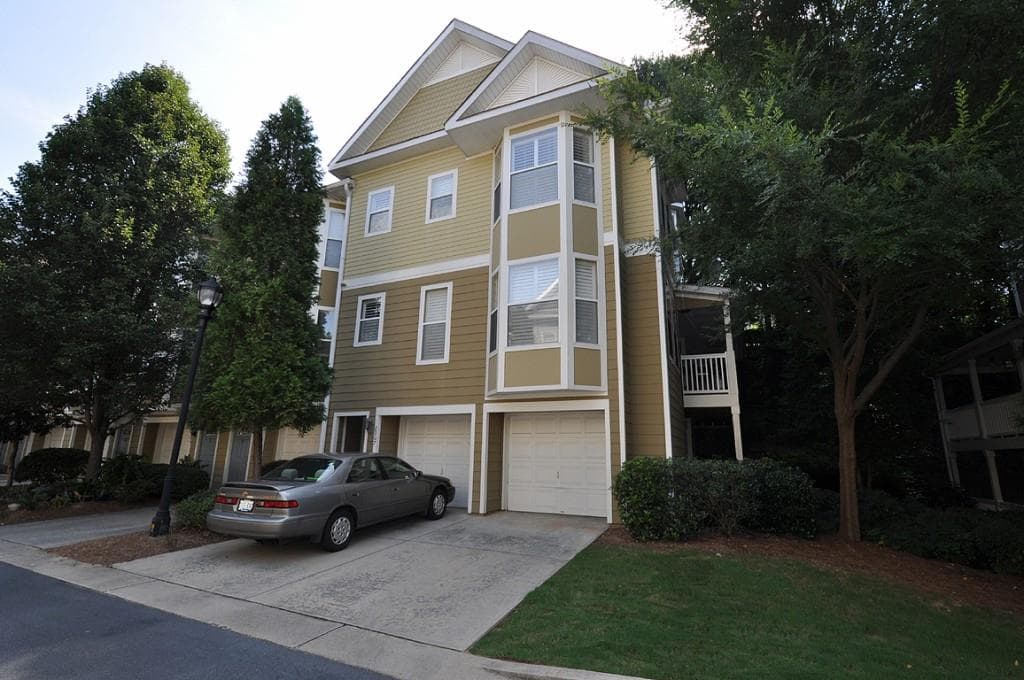 3 bedroom, 1,878 sq ft condominium sold at 951 Glenwood Avenue 2907, Atlanta, GA 30316